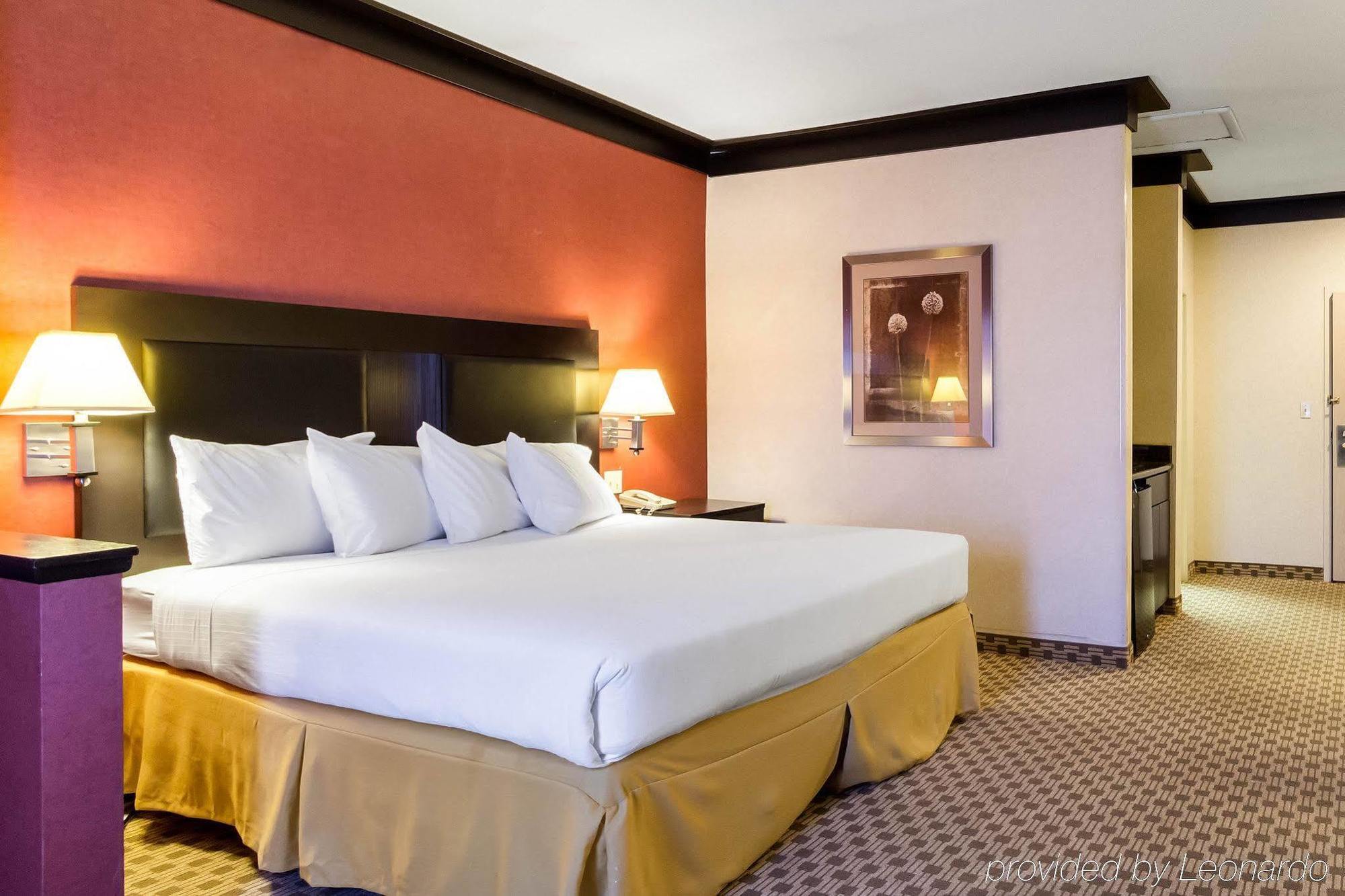 Hotel Quality & Village - Cleveland South