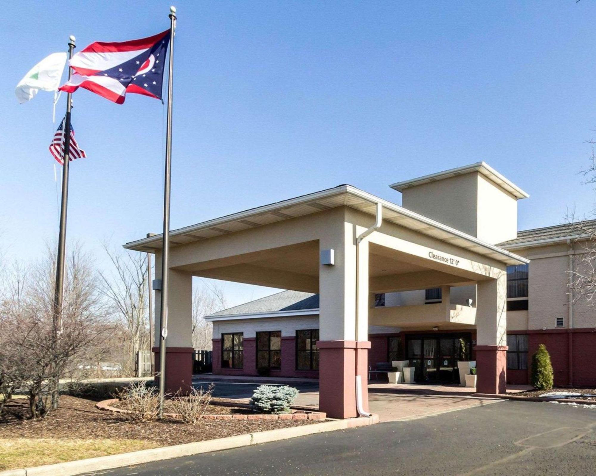 Hotel Quality & Village - Cleveland South