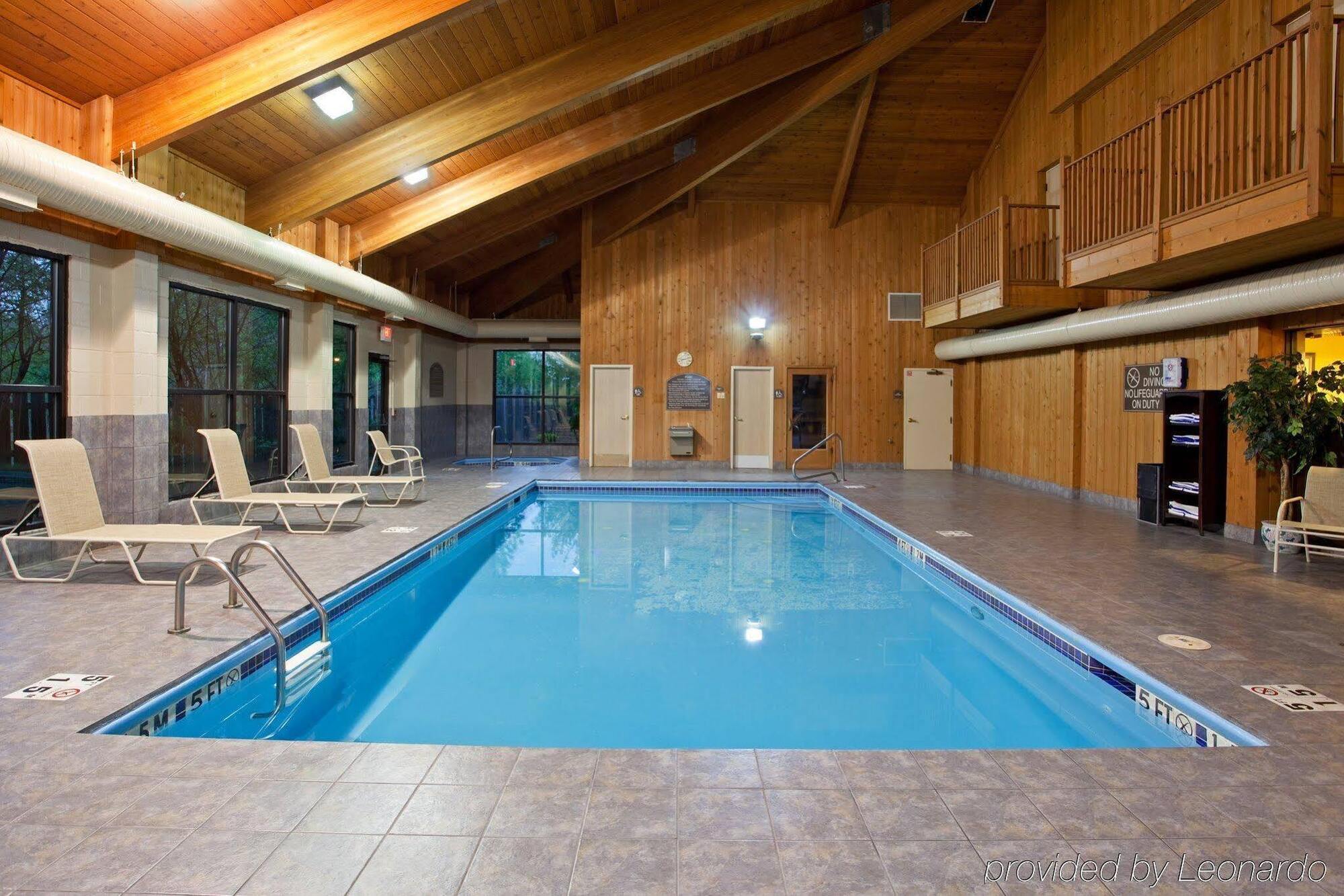 Quality & Village - Cleveland South 3* Oakwood